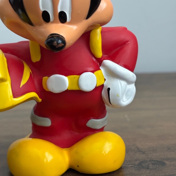 * Disney MICKEY MOUSE Roadster Racers Figure Toy w/ Helmet 5" PVC Cake Topper * - Picture 7 of 10
